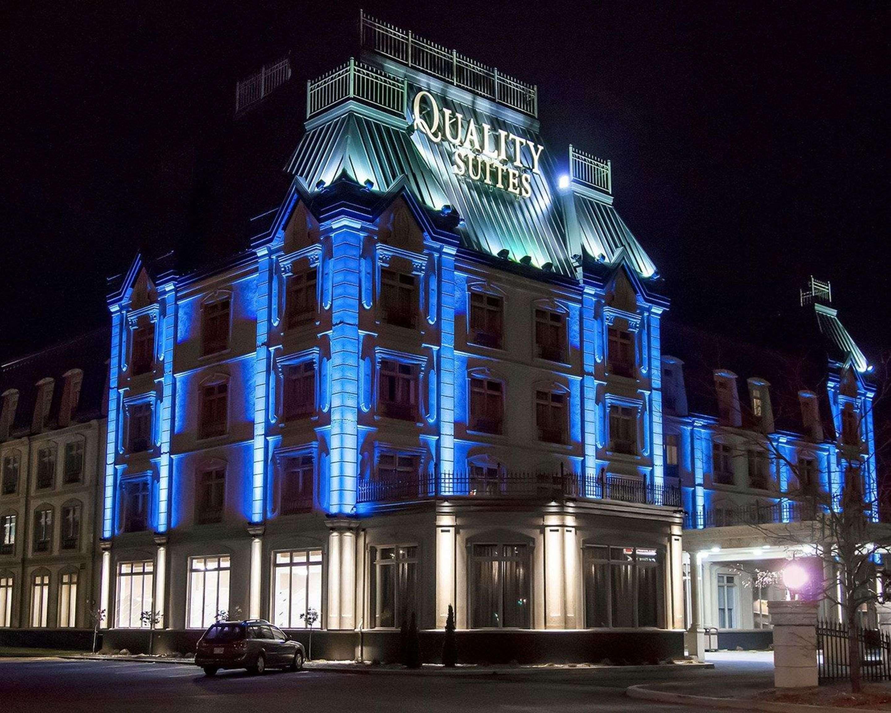 Quality Suites Драммонвіль Екстер'єр фото